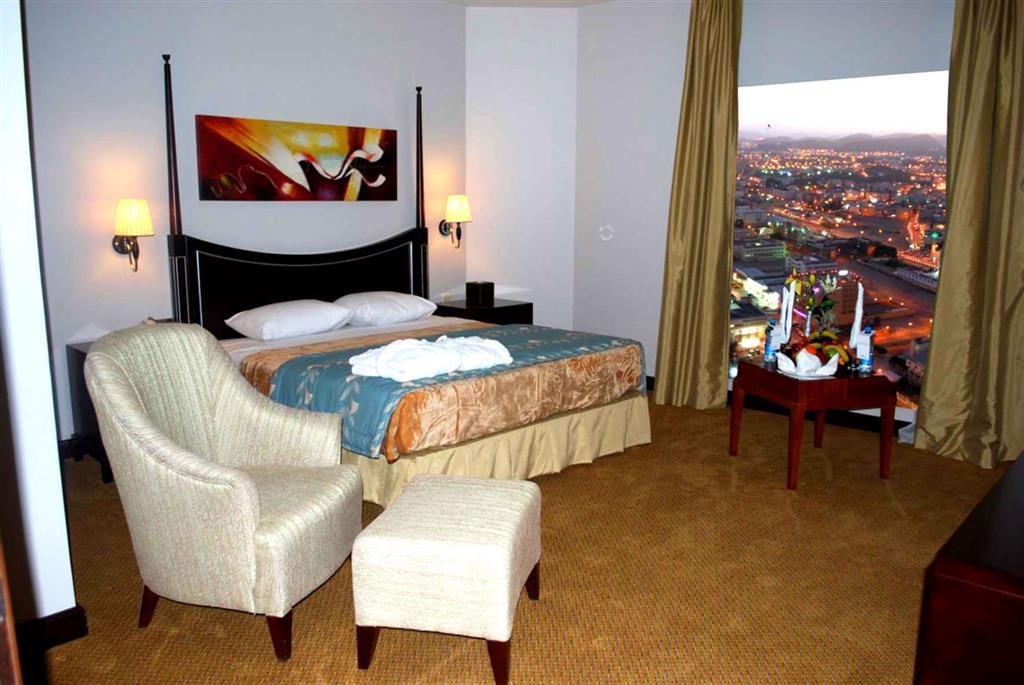 مينا بلازا الطائف Mena Plaza Taif Ta'if Quarto foto